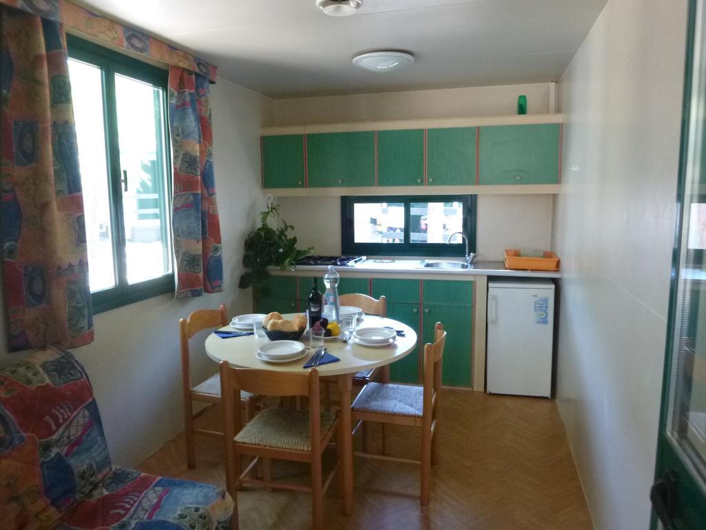 Camping Village Li Nibari Sorso Pokoj fotografie